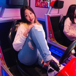 Meet your Posher, Anh